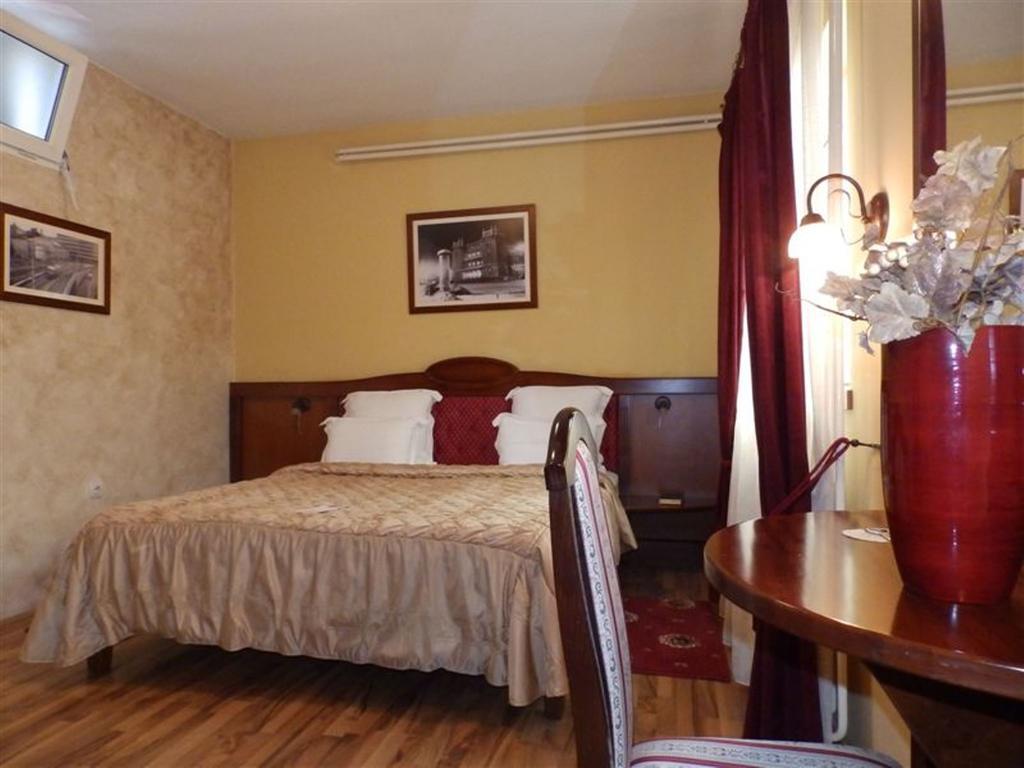 Hotel Manjez Centar Bělehrad Exteriér fotografie